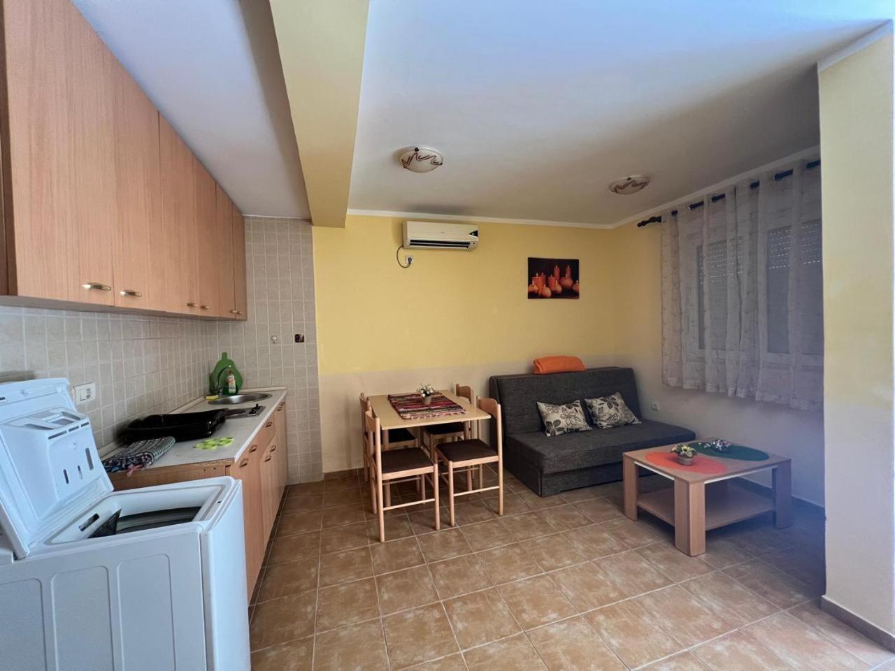 Apartments Brnjada Sutomore Room photo